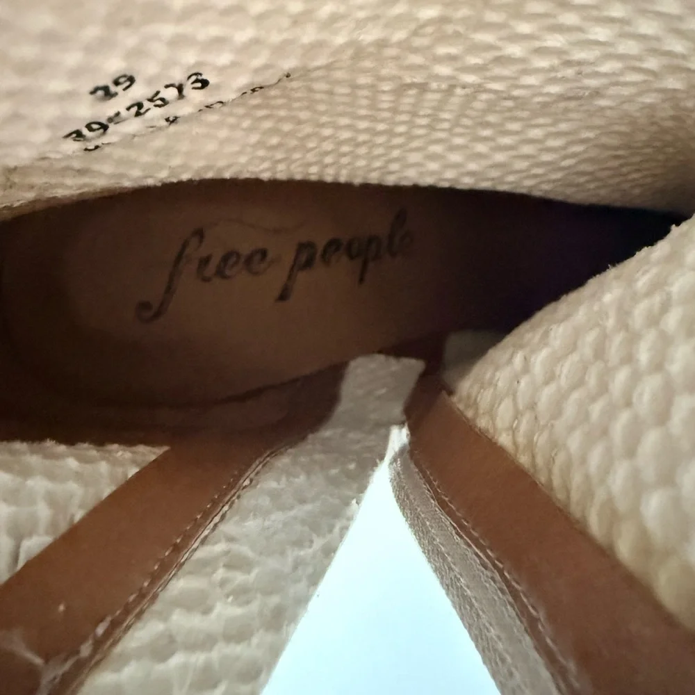 Free People Moonlight Snake Ankle Boots EU 39 NWOT